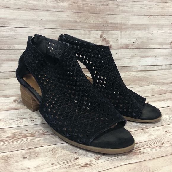 Lucky Brand Shoes - Lucky 🍀 Brand Suede Heals